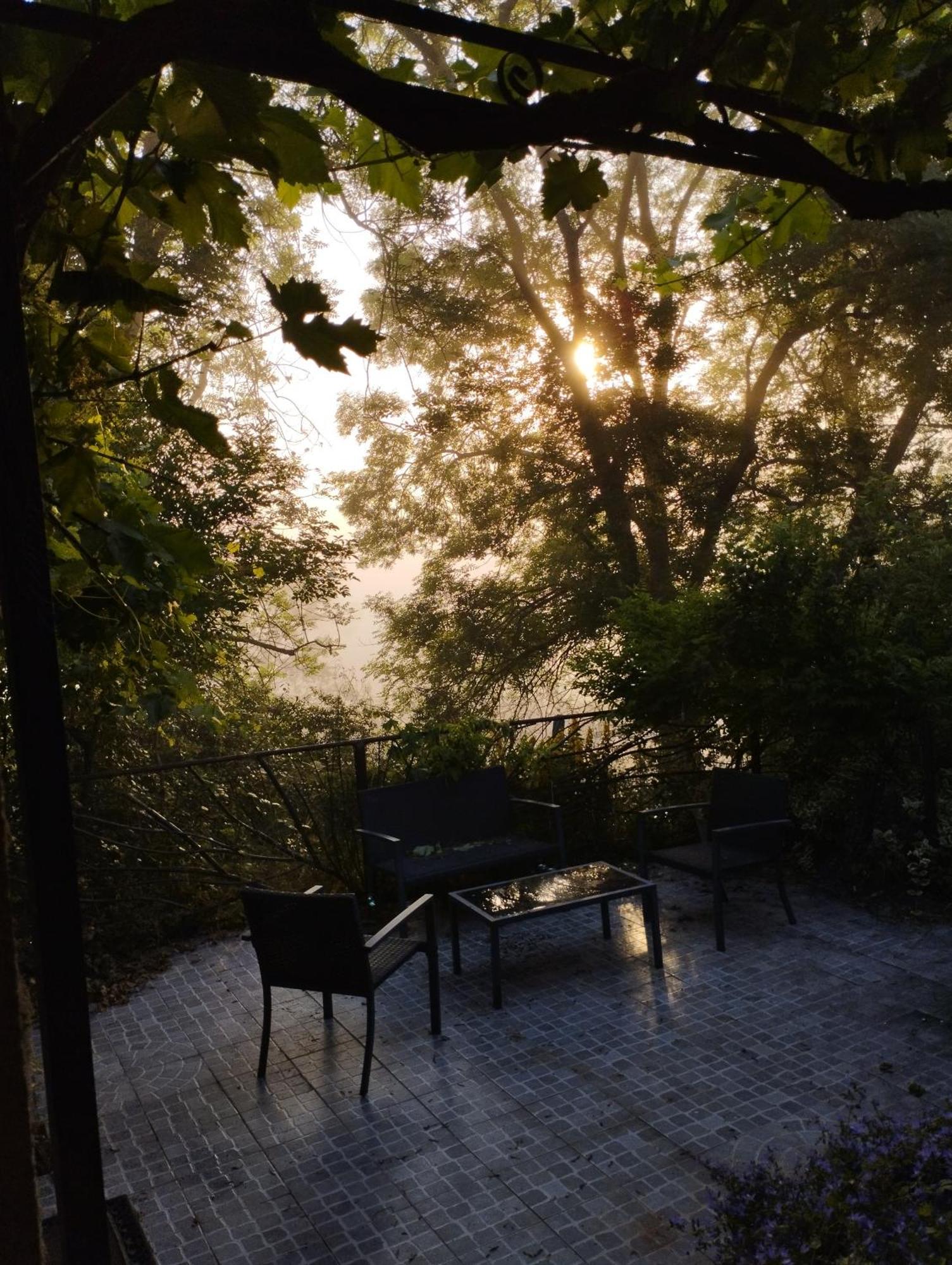 Bed and Breakfast Fenetre Sur Loire Iguerande Exteriér fotografie